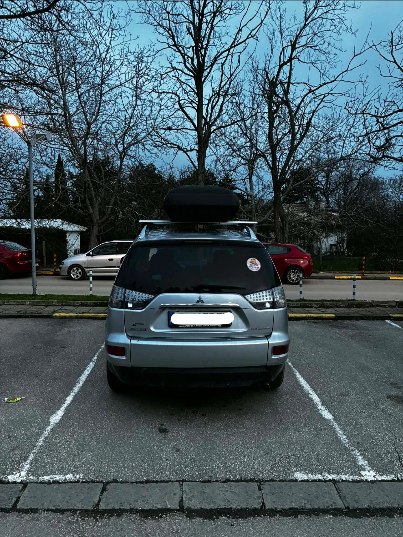 Mitsubishi Outlander 2.2 DID AUTOMATIC, снимка 2 - Автомобили и джипове - 54088859