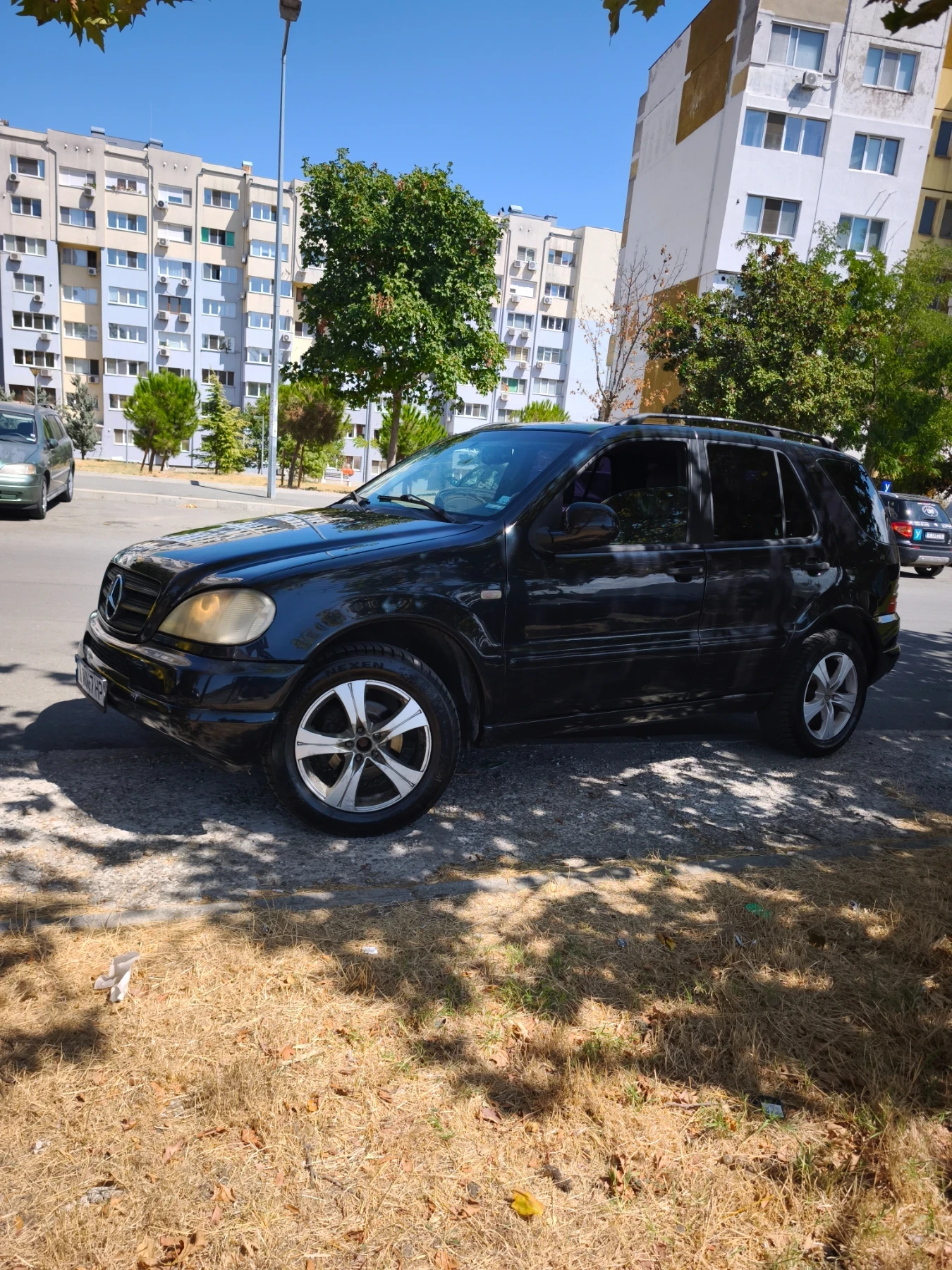 Mercedes-Benz ML 320, снимка 4 - Автомобили и джипове - 54180632