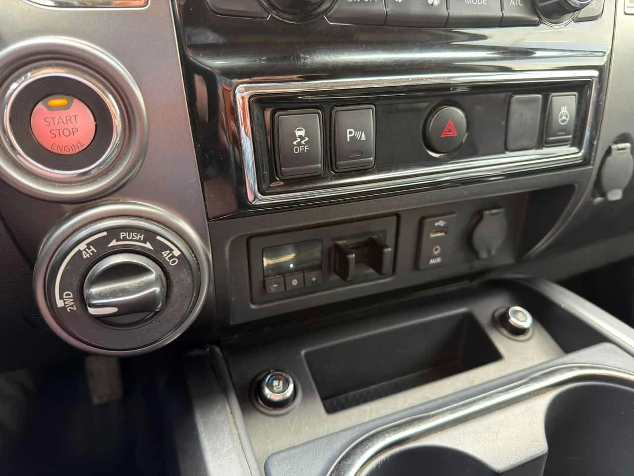 Nissan Titan crew cab * 4WD Platinum Reserve Diesel* ����������*  | Mobile.bg � ����������� 10