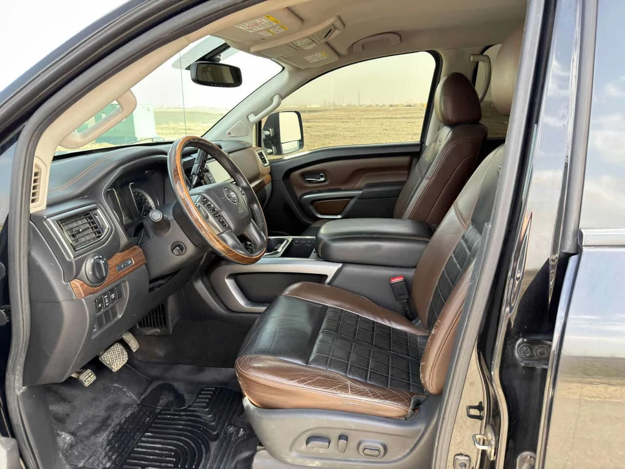 Nissan Titan crew cab * 4WD Platinum Reserve Diesel* ����������*  | Mobile.bg � ����������� 5