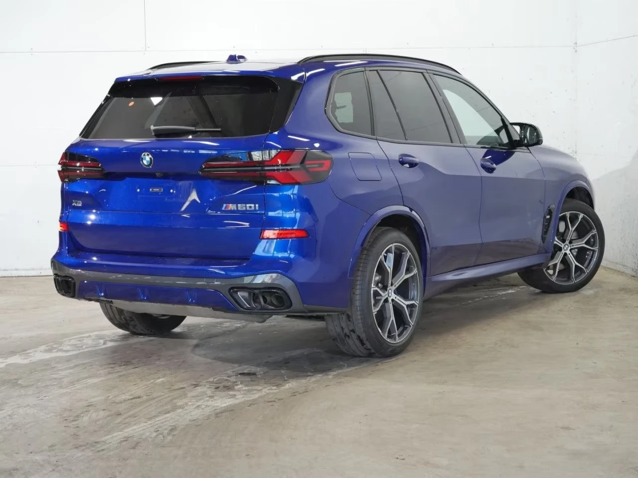 BMW X5 M60i/M SPORT PRO/HEAD UP/360  /HK/INDIVIDUAL, снимка 4 - Автомобили и джипове - 55277811