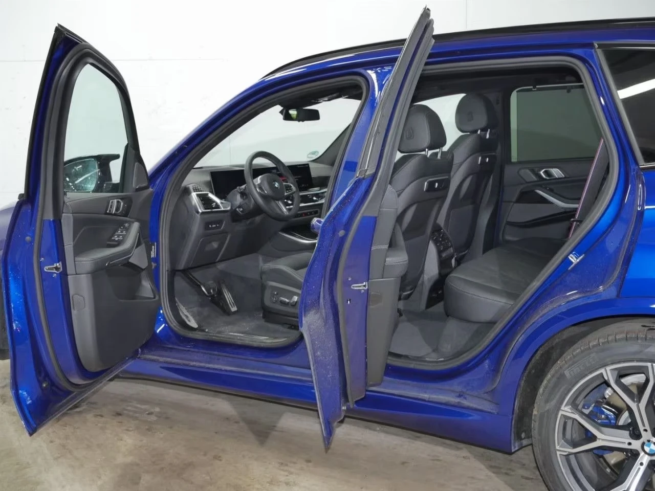BMW X5 M60i/M SPORT PRO/HEAD UP/360  /HK/INDIVIDUAL, снимка 5 - Автомобили и джипове - 55277811