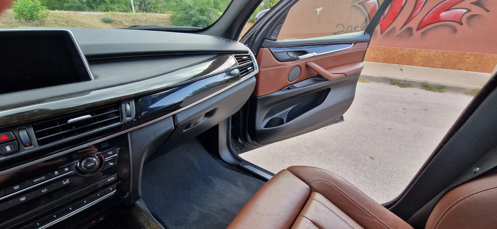 BMW X5 xDrive35i, снимка 14 - Автомобили и джипове - 55597982