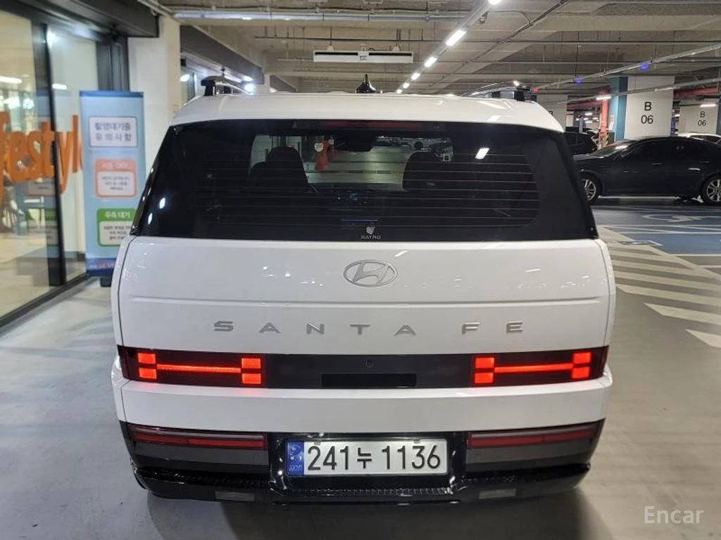 Hyundai Santa fe CALLIGRAPHY* ОБДУХВАНЕ* ДИСТРОНИК* ХЕДЪП* 360КАМЕР, снимка 5 - Автомобили и джипове - 56234898