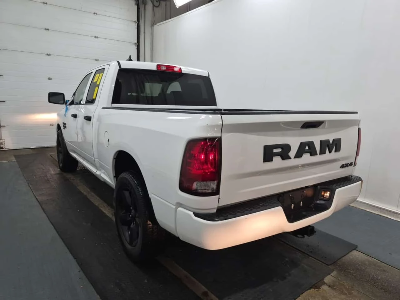 Dodge RAM 1500 * 4x4 Quad Cab 6'4" Box Express *  | Mobile.bg � ����������� 6