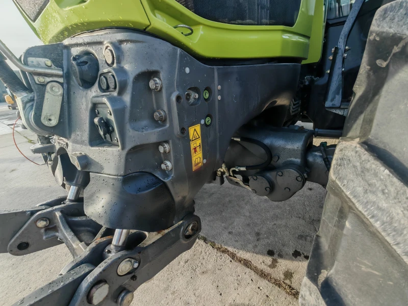 Трактор Claas Axion 870 C-matic лизинг с първоначална внос. 20% , снимка 11 - Селскостопанска техника - 52844027