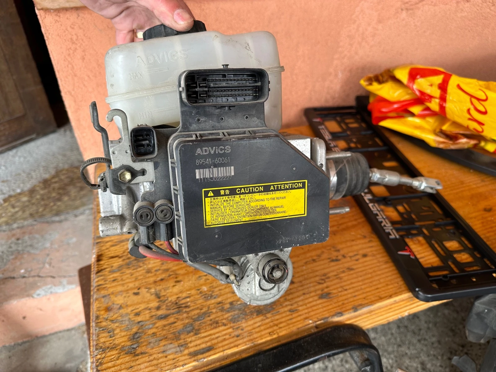 ABS  TOYOTA LAND CRUISER 120 J12 3.0 D-4D 2006.     8954160061 | Mobile.bg   1