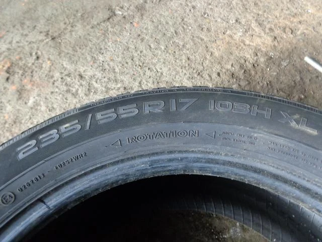 Гуми Зимни 235/55R17, снимка 14 - Гуми и джанти - 20267258