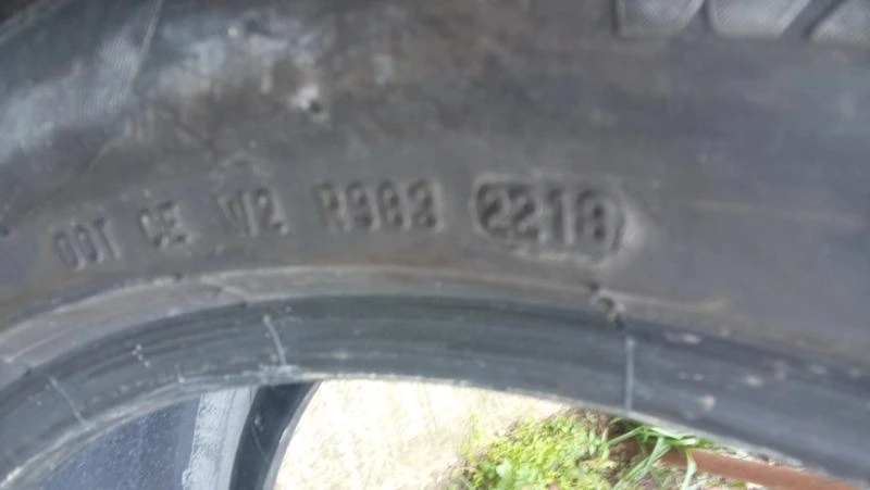 Гуми Зимни 245/45R19, снимка 12 - Гуми и джанти - 27654619