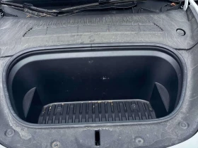 Tesla Model Y * Performance * CARFAX * ПРЕДСТАВИТЕЛСТВО , снимка 13