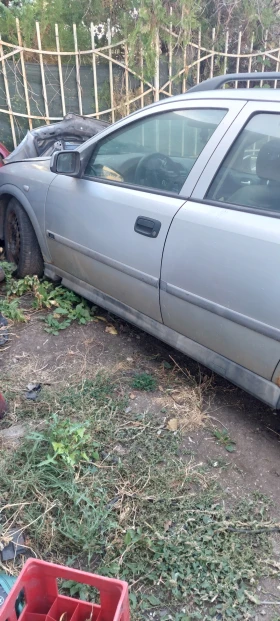 Opel Astra 2.0 DTH  На части, снимка 5