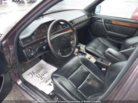 Mercedes-Benz 124, снимка 12