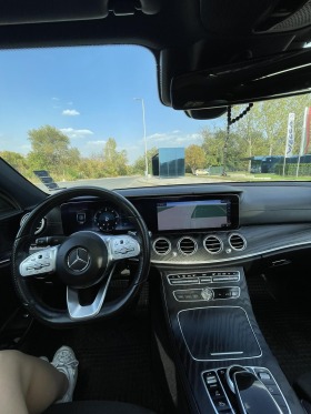 Mercedes-Benz E 220 AMG, снимка 11 - Автомобили и джипове - 42675799