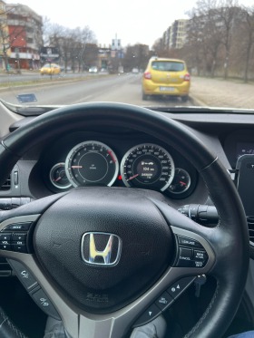 Honda Accord, снимка 3 - Автомобили и джипове - 43987558