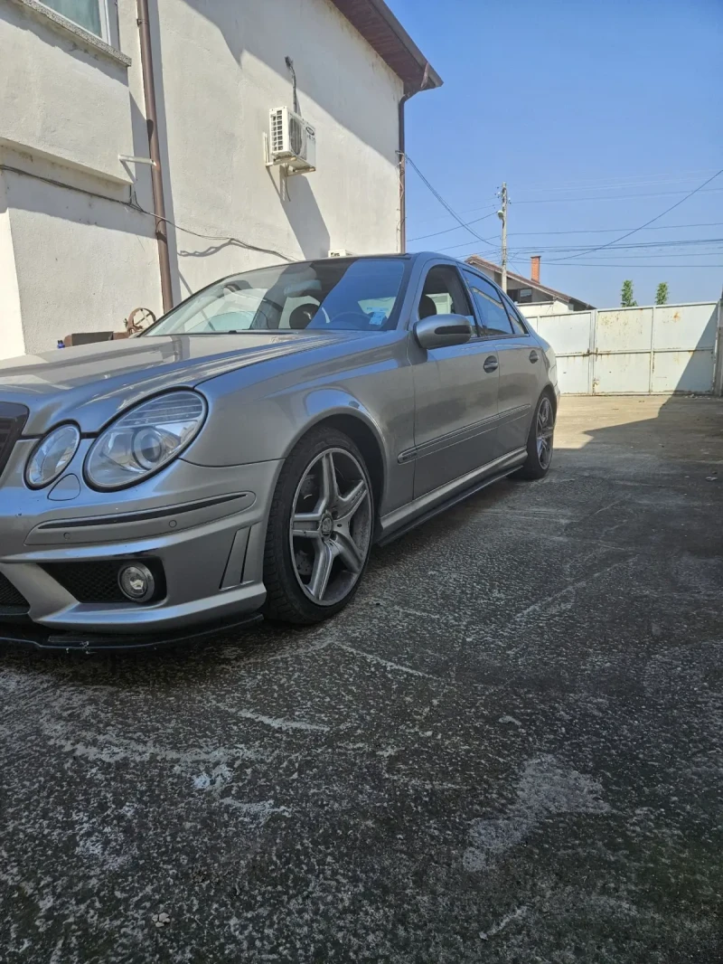 Mercedes-Benz E 500, снимка 2 - Автомобили и джипове - 47384112