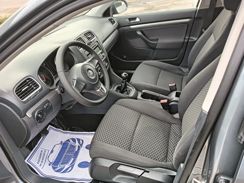 VW Golf 1.6 tdi klima, снимка 8 - Автомобили и джипове - 47556538