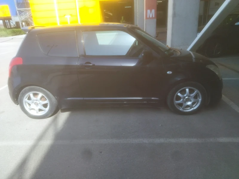 Suzuki Swift, снимка 8 - Автомобили и джипове - 48168292