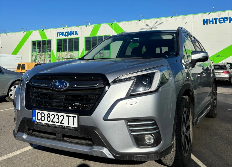 Subaru Forester 2.0i E-Boxer Hybrid 8г. Гаранция, снимка 1 - Автомобили и джипове - 48417678