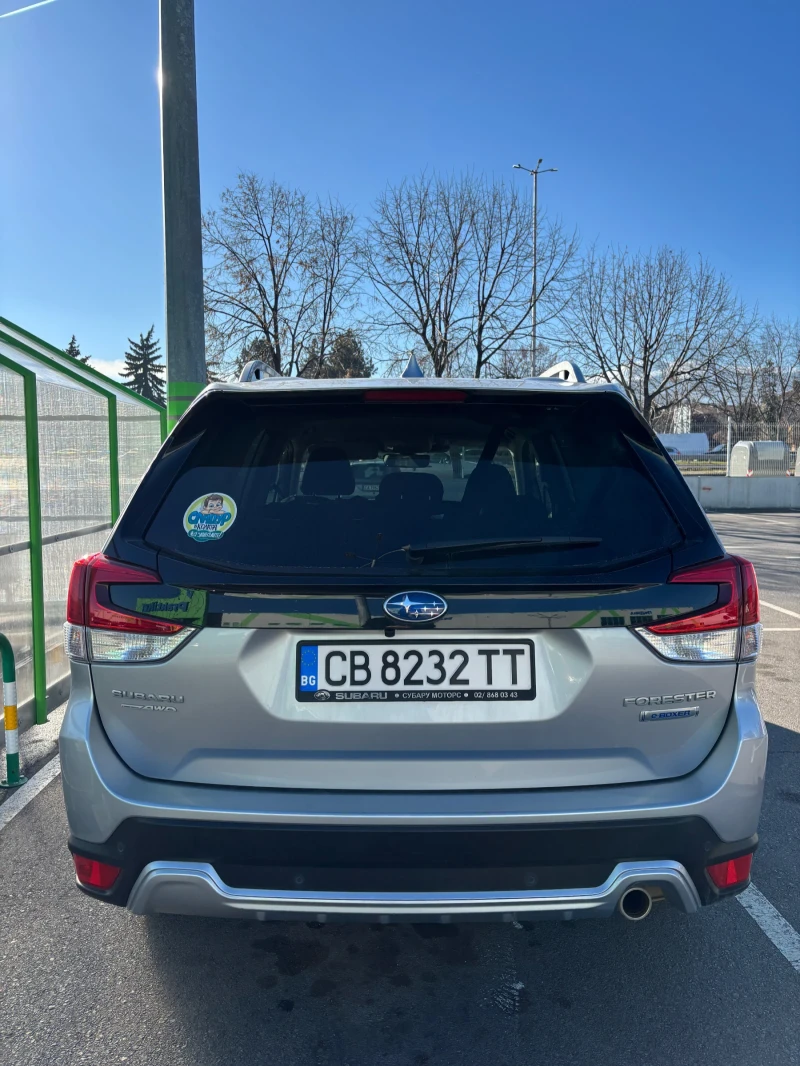 Subaru Forester 2.0i E-Boxer Hybrid 8г. Гаранция, снимка 6 - Автомобили и джипове - 48417678