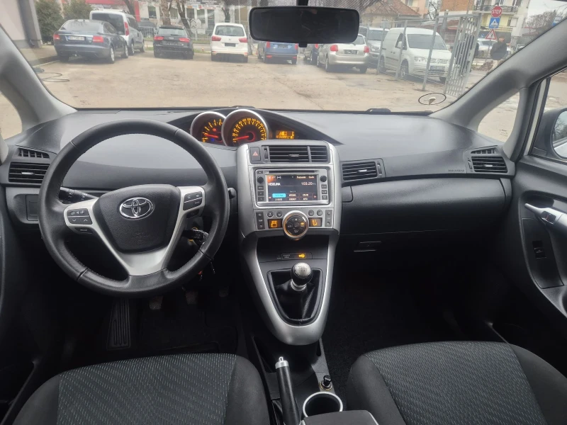 Toyota Corolla verso ШВЕЙЦАРИЯ 6+ 1 МЕСТА, снимка 12 - Автомобили и джипове - 48519933