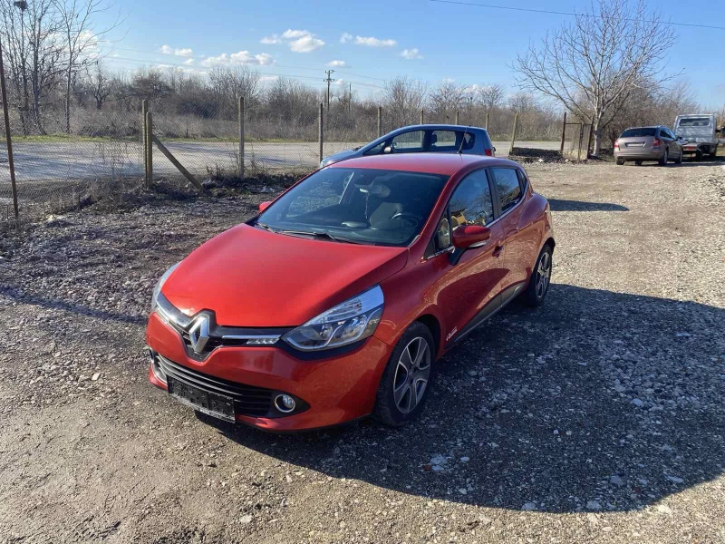 Renault Clio, снимка 8 - Автомобили и джипове - 48547260