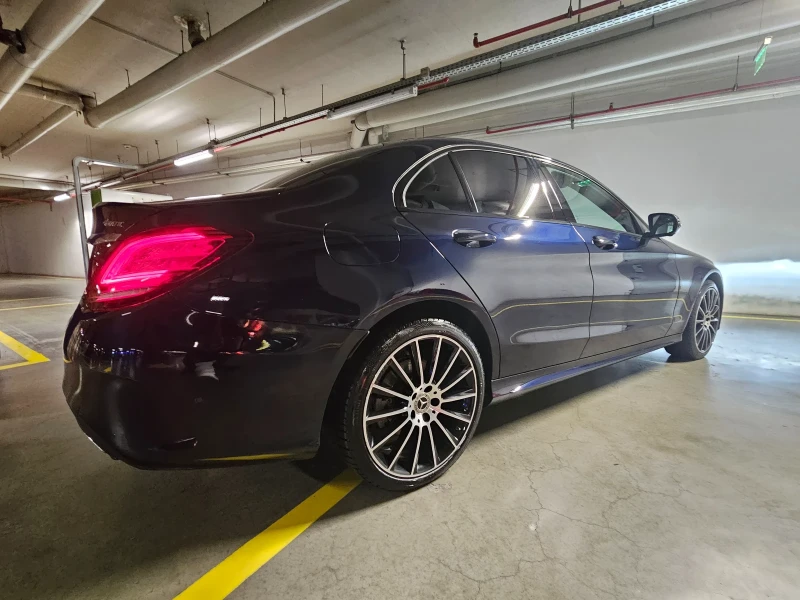 Mercedes-Benz C 220 AMG LINE, FULL LEATHER, 4MATIC, NIGHT PACKAGE, 360, снимка 4 - Автомобили и джипове - 49317988