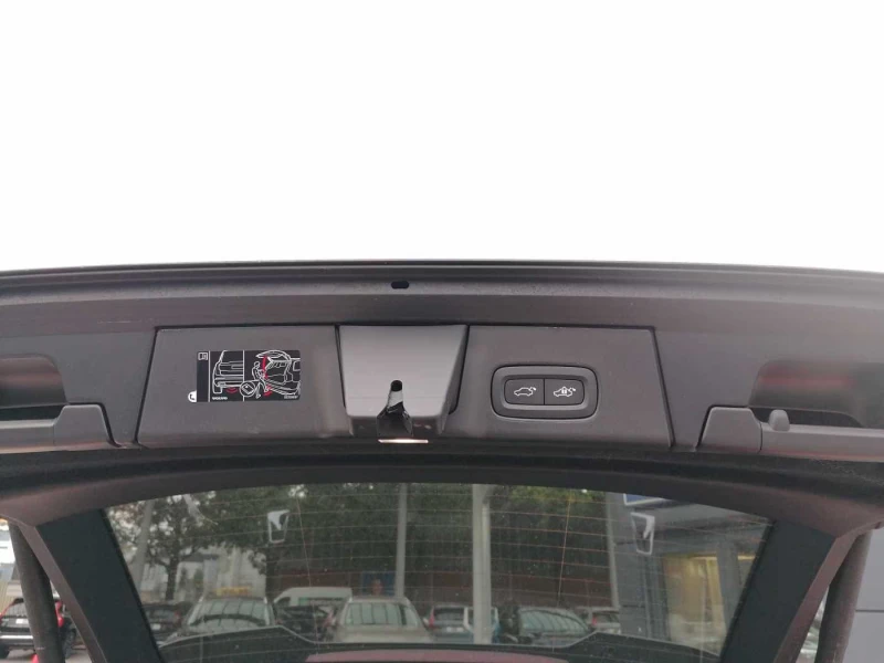 Volvo V90 B4/PLUS-BRIGHT/197HP/PANO/360/H&K/NAVI/LED/307gPR, снимка 14 - Автомобили и джипове - 51681407