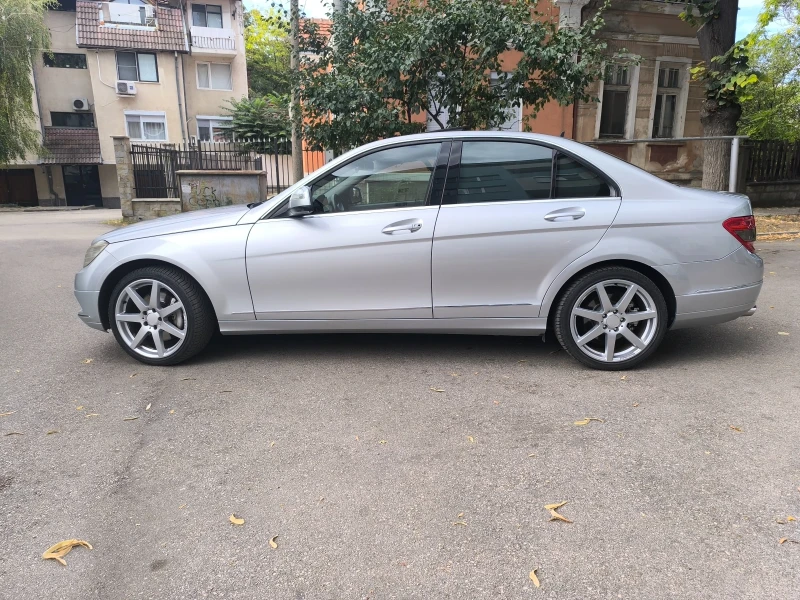 Mercedes-Benz C 320 Avantgarde 7G Tronic, снимка 7 - Автомобили и джипове - 51943877