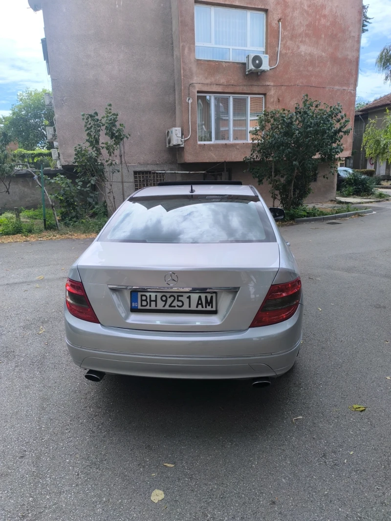 Mercedes-Benz C 320 Avantgarde 7G Tronic, снимка 12 - Автомобили и джипове - 51943877