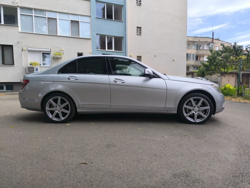 Mercedes-Benz C 320 Avantgarde 7G Tronic, снимка 3 - Автомобили и джипове - 51943877