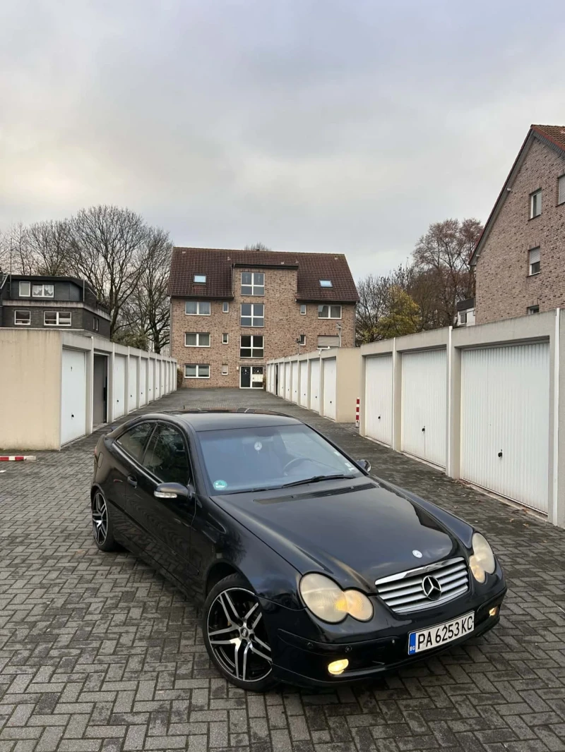 Mercedes-Benz C 220, снимка 2 - Автомобили и джипове - 52885973