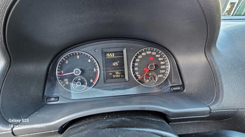 VW Caddy, снимка 13 - Автомобили и джипове - 53138613