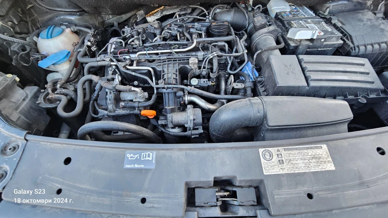 VW Caddy, снимка 12 - Автомобили и джипове - 53138613