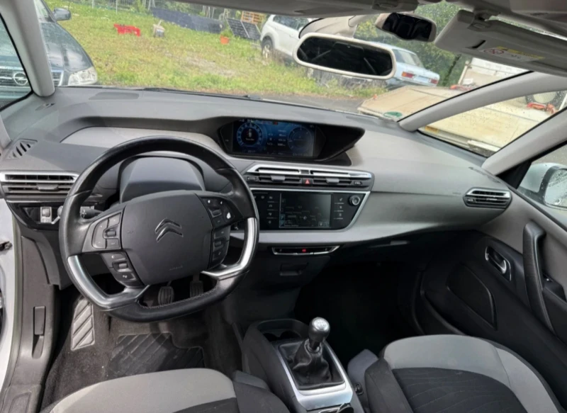 Citroen C4 Picasso 1.6 HDI , снимка 11 - Автомобили и джипове - 53193743