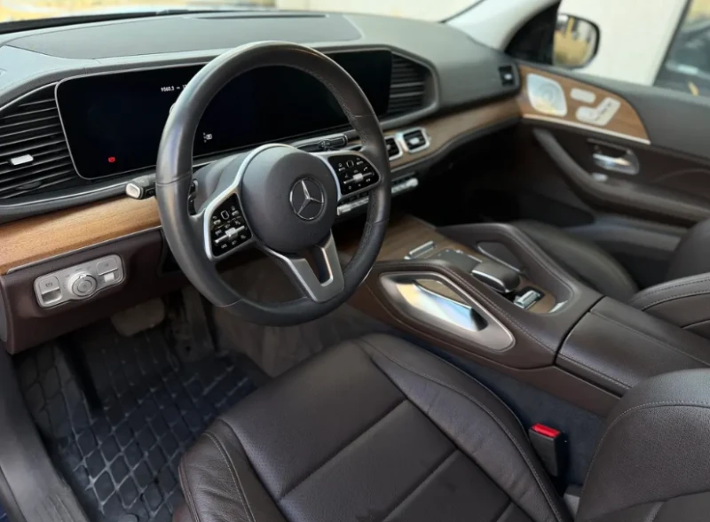 Mercedes-Benz GLS 450 4MATIC* * MULTIMEDIA* BURMESTER* * 7 SEATS, снимка 9 - Автомобили и джипове - 53201462