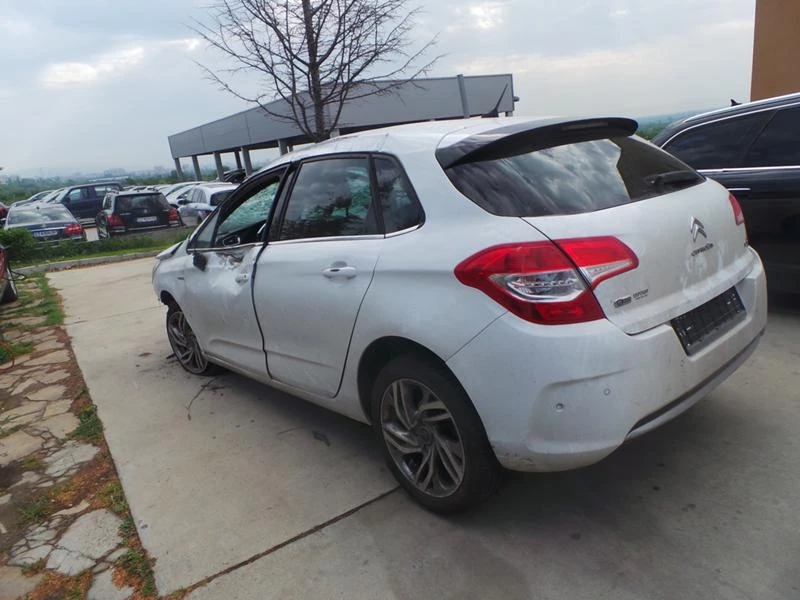 Citroen C4 1.6 E-HDI, снимка 4 - Автомобили и джипове - 47850443