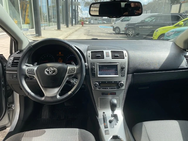 Toyota Avensis 1.8 BVA E5 - изображение 7