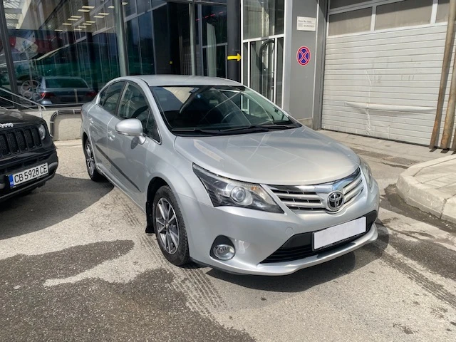 Toyota Avensis 1.8 BVA E5 - изображение 2