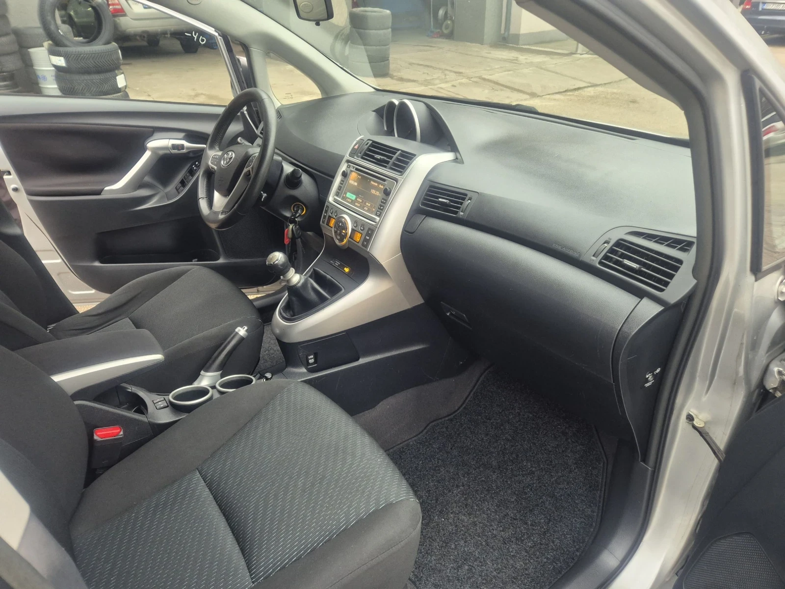 Toyota Corolla verso ��������� 6+ 1 ����� | Mobile.bg � ����������� 15