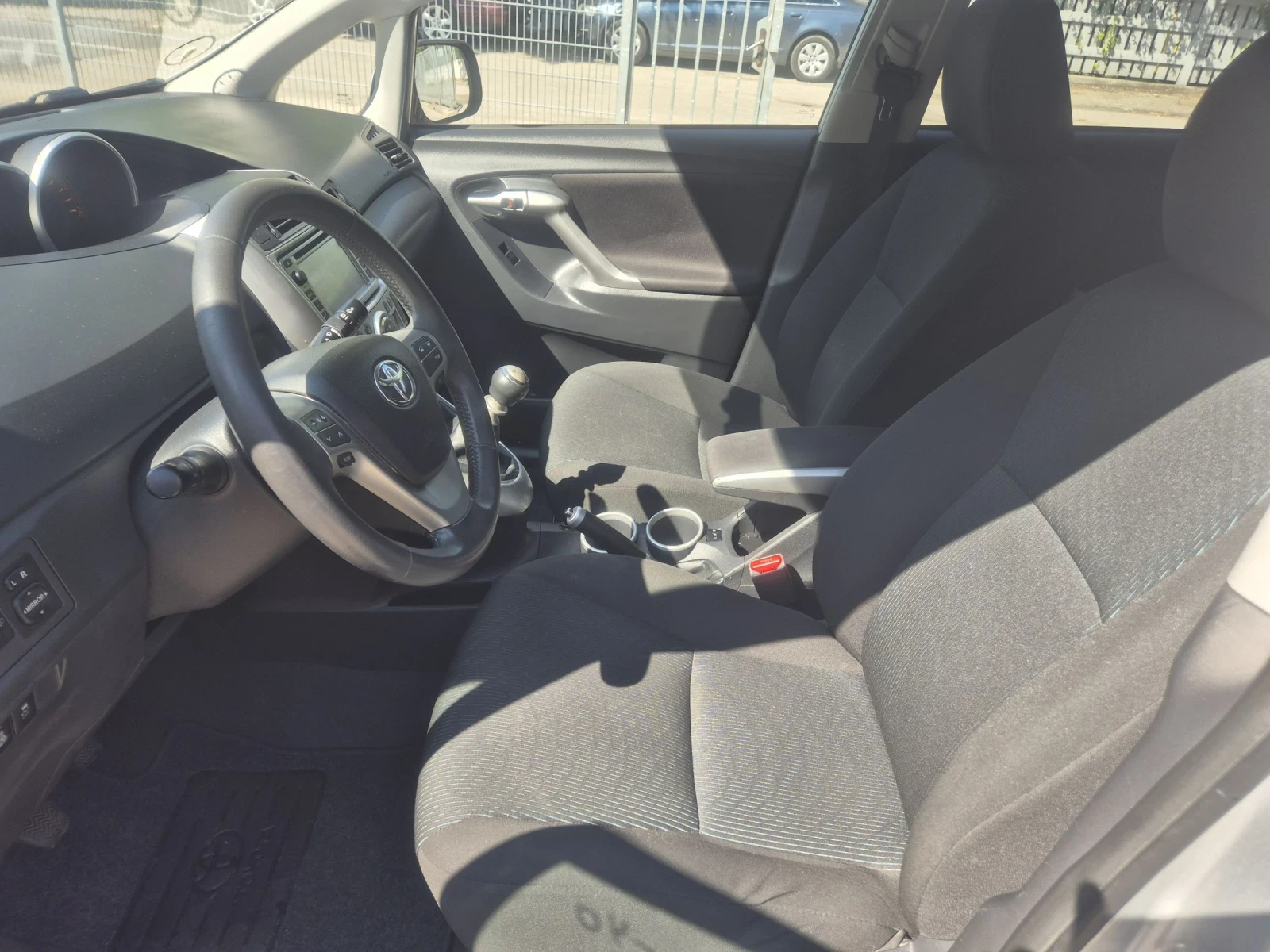 Toyota Corolla verso  6+ 1  | Mobile.bg   13