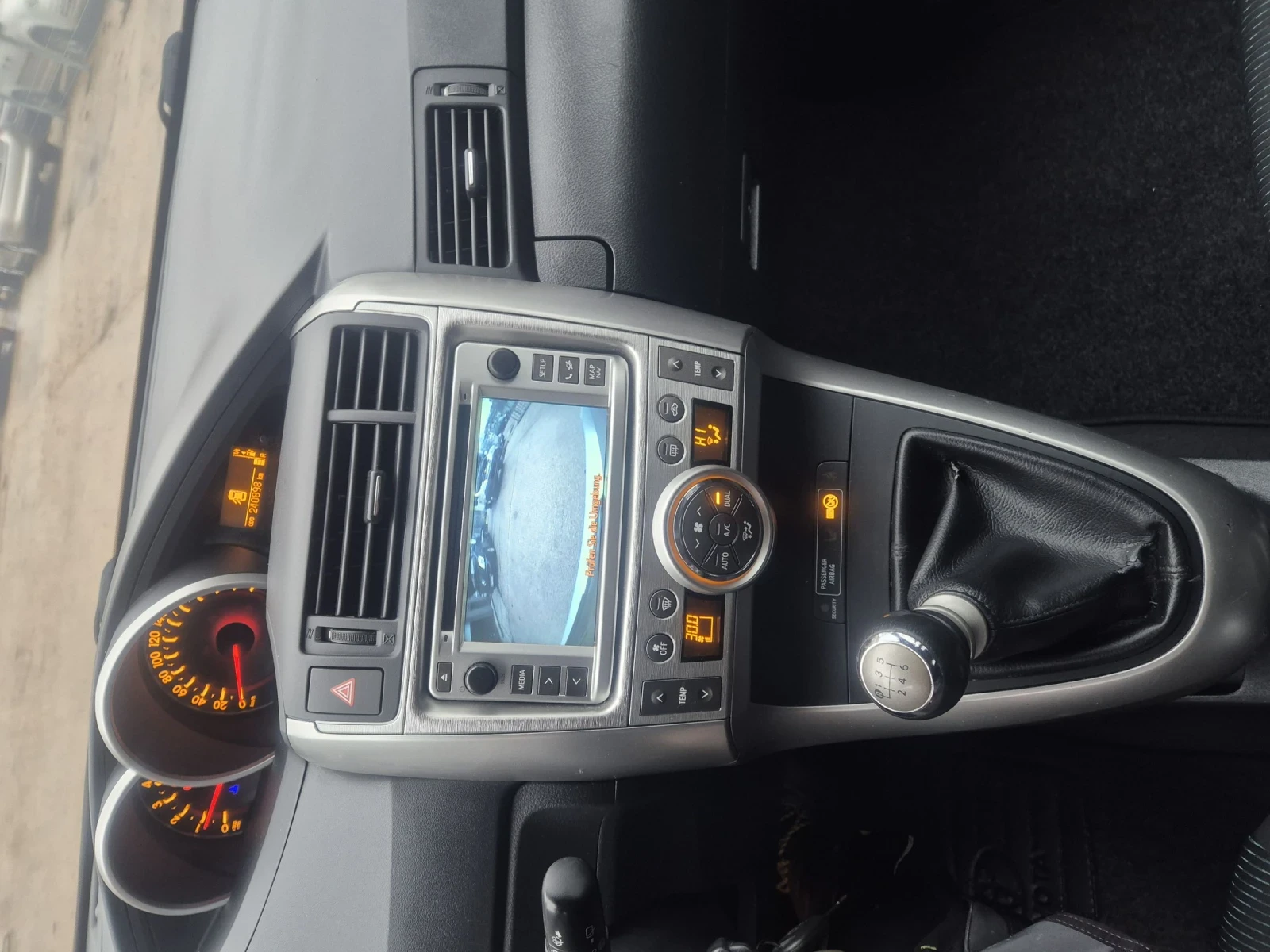 Toyota Corolla verso ШВЕЙЦАРИЯ 6+ 1 МЕСТА - изображение 10