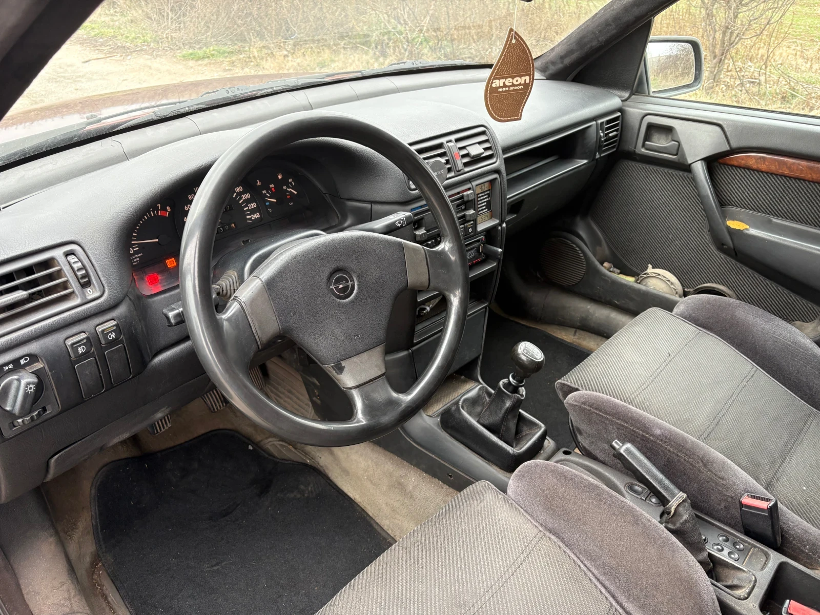 Opel Vectra C20XE - изображение 7