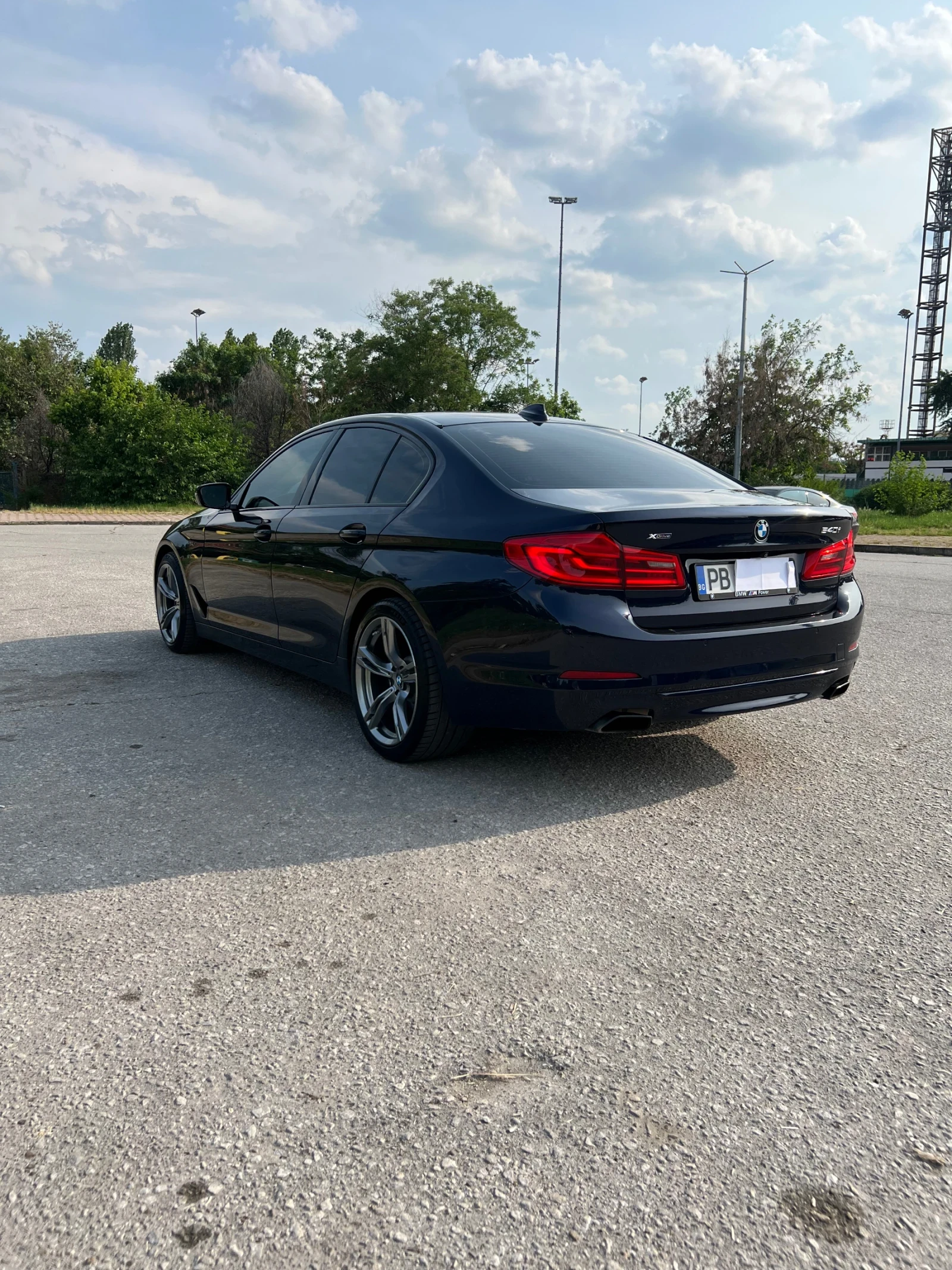 BMW 540 i Xdrive - изображение 6