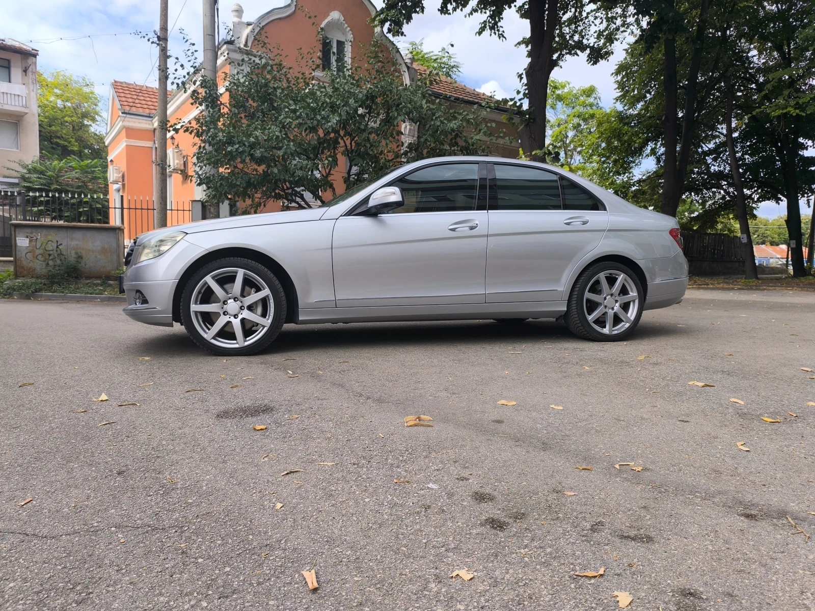 Mercedes-Benz C 320 Avantgarde 7G Tronic - изображение 8
