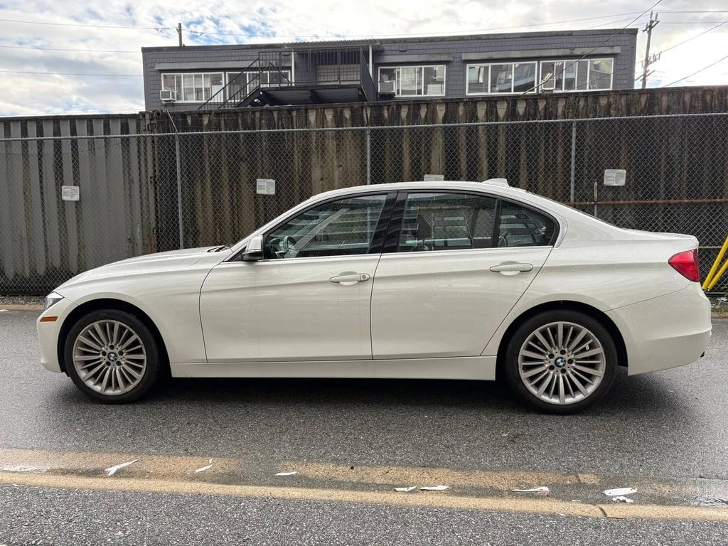 BMW 320 * 320i xDrive * CARFAX *    | Mobile.bg   2