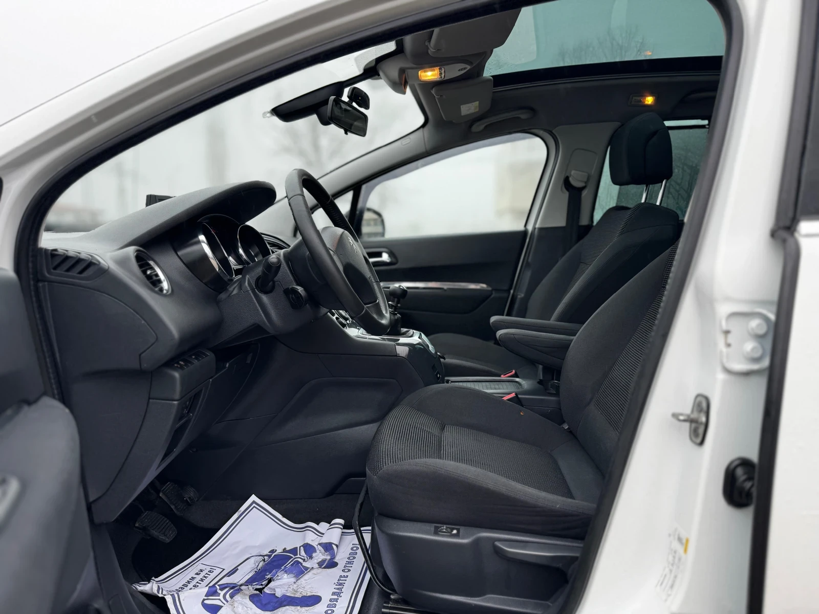 Peugeot 5008 2.0HDI/ПОДГРЕВ/НАВИГАЦИЯ - изображение 9