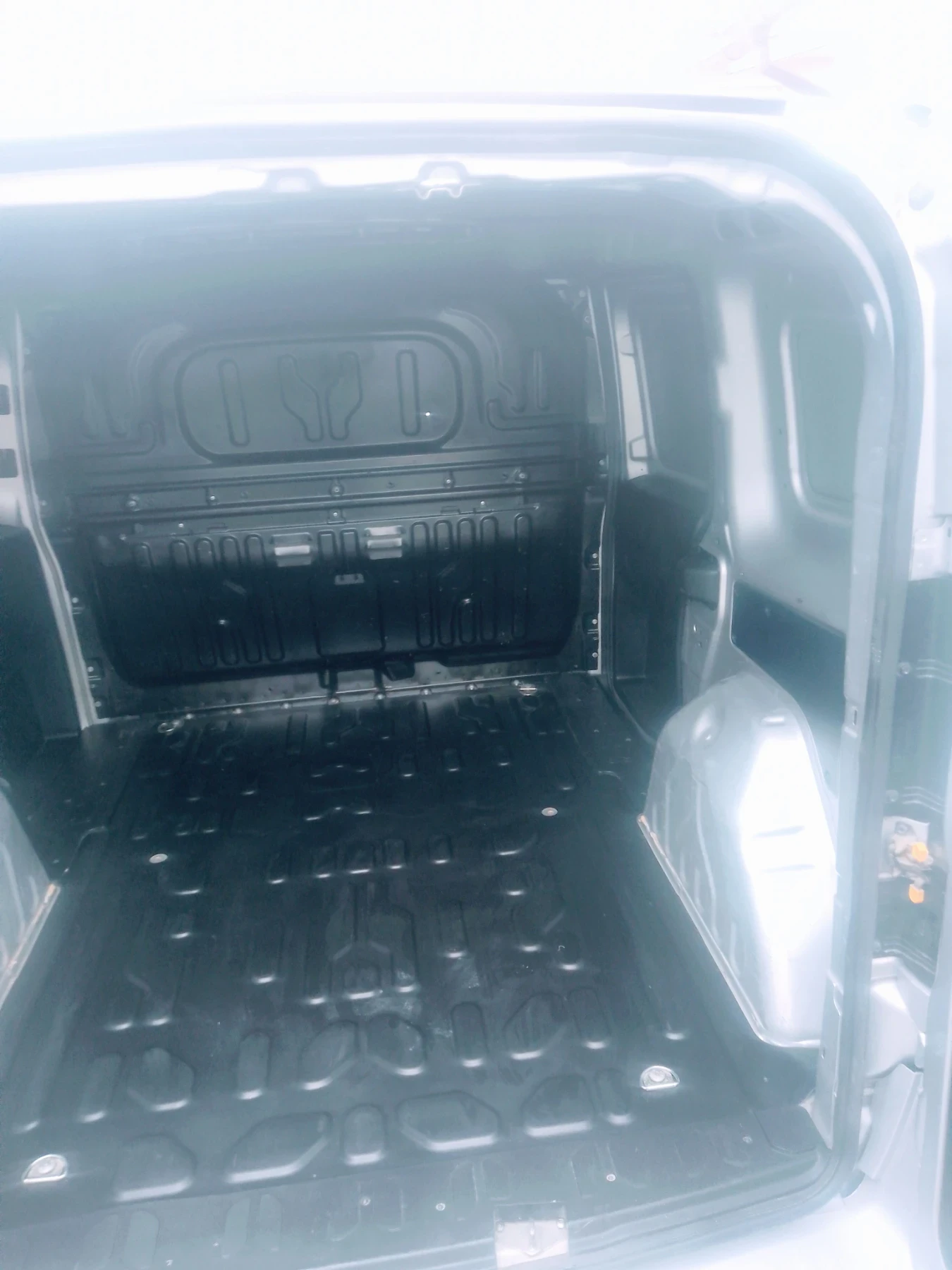 Fiat Doblo 1.6 Navi 3 Mesta, снимка 15 - Автомобили и джипове - 53990080