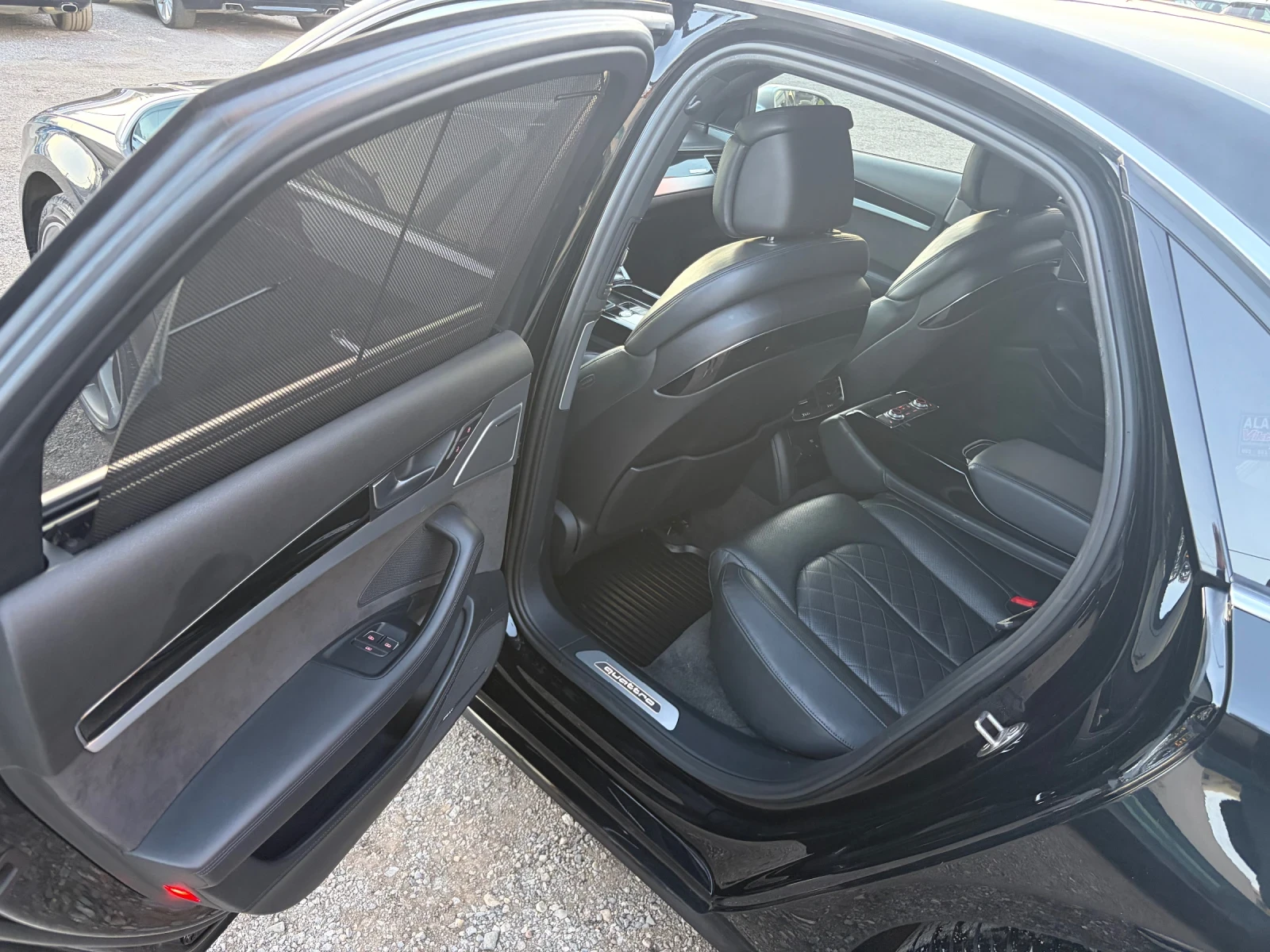 Audi A8 S8-paket, снимка 13 - Автомобили и джипове - 54141484