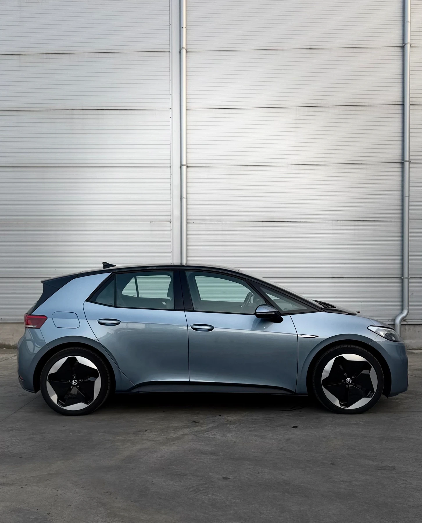 VW ID.3 Pro Performance 62 kWh, 360 камери, снимка 7 - Автомобили и джипове - 54755428