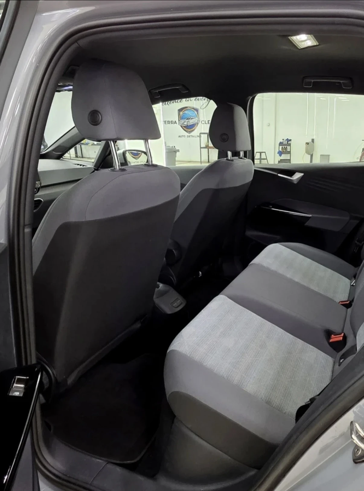 VW ID.3 Pro Performance 62 kWh, 360 ������ | Mobile.bg � ����������� 13